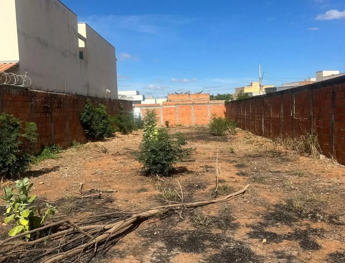 Lote 432 m² no Santo Antônio, Janaúba — Santo Antônio, Janaúba