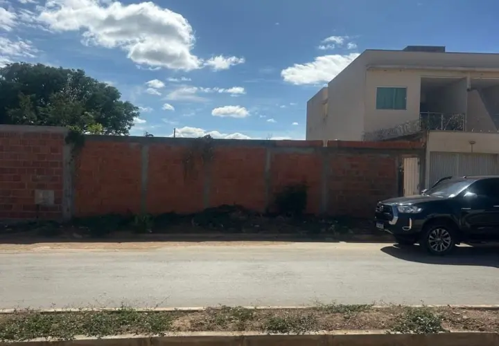 Foto 2 de Lote 432 m² no Santo Antônio, Janaúba — Santo Antônio, Janaúba